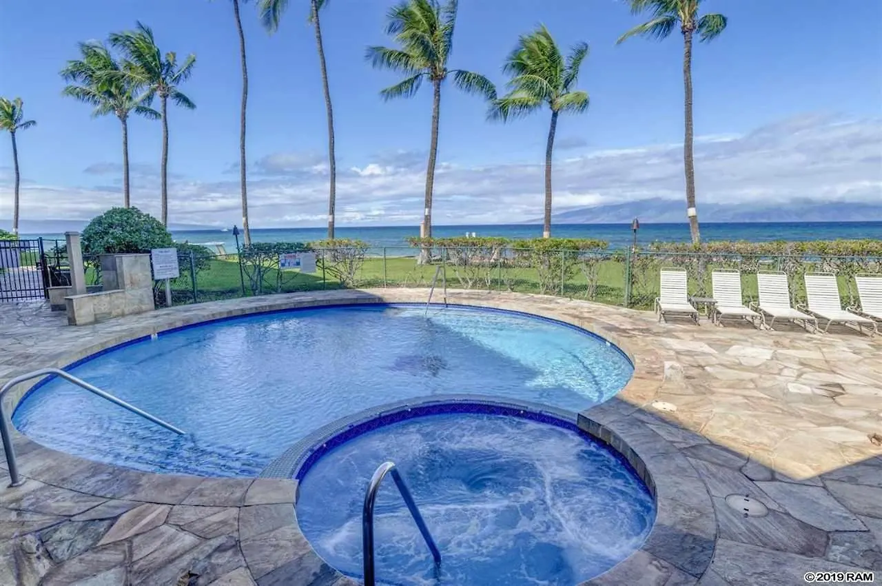 Awesome Paki Maui Beach Condos In Lahaina