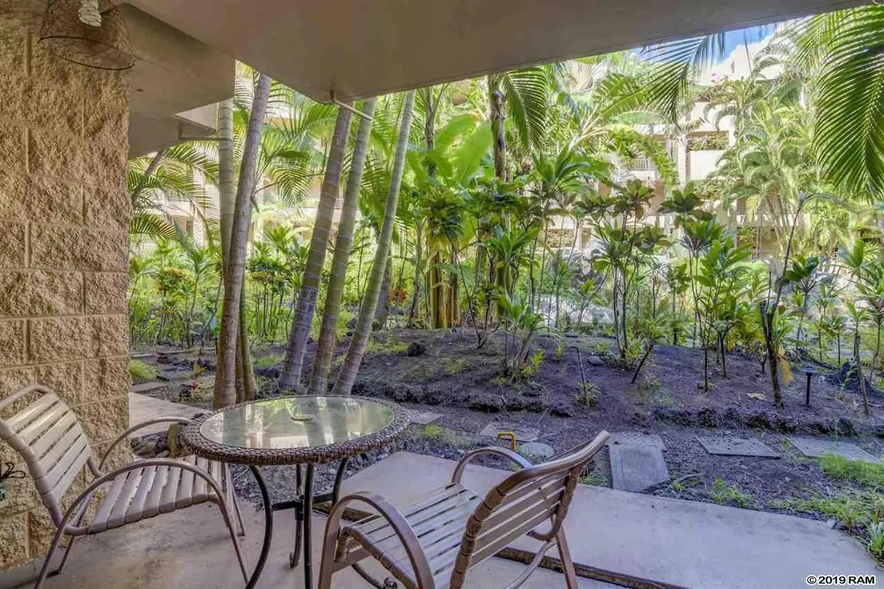 Awesome Paki Maui Beach Condos In Lahaina